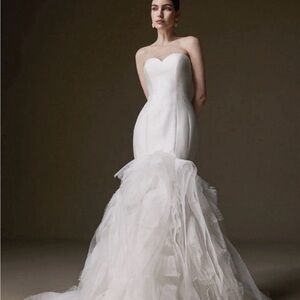 La Premiere Cathy Bridal Gown size 12